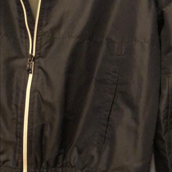 Victorinox Swiss Army Windbreaker - Picture 3 of 10